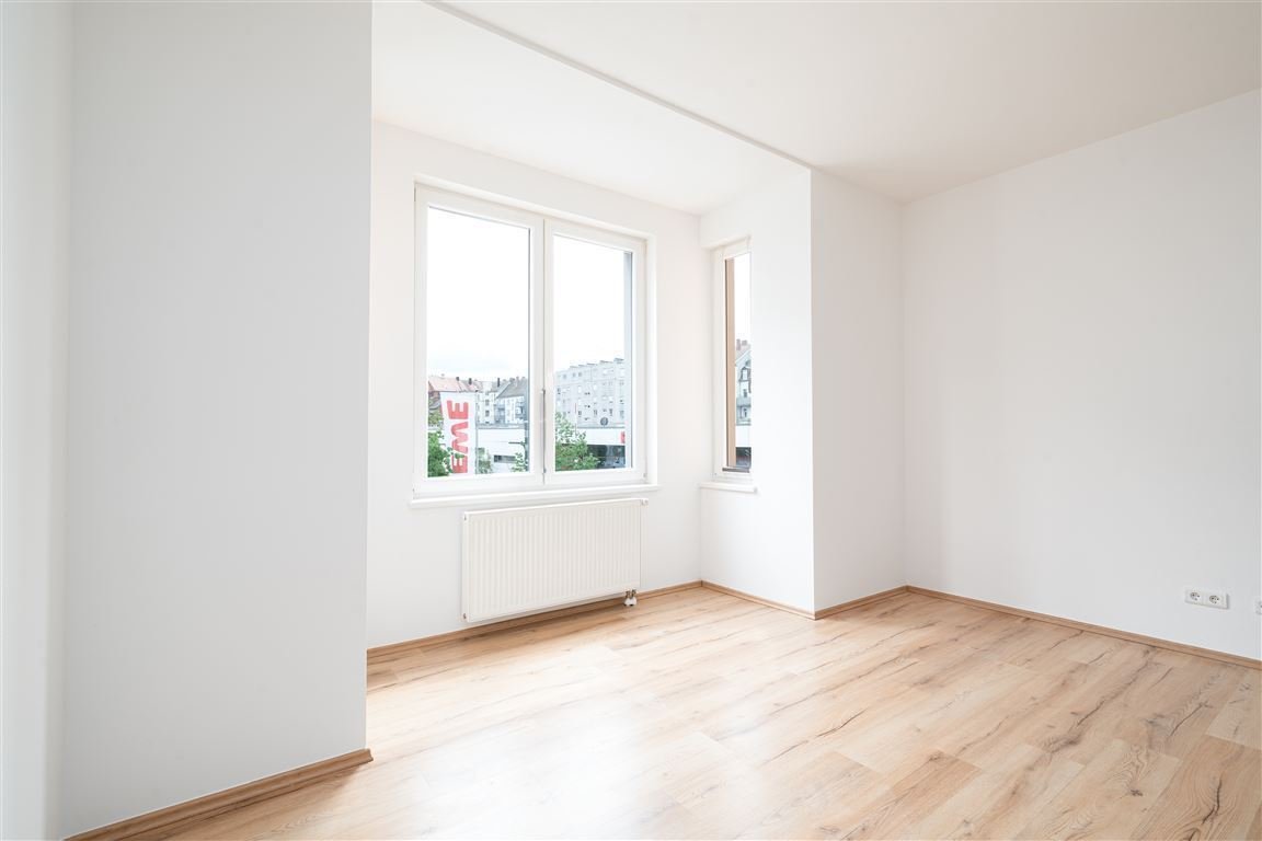 Super geschnittene 5,5-Zimmer Wohnung mit Balkon | Top-Zustand