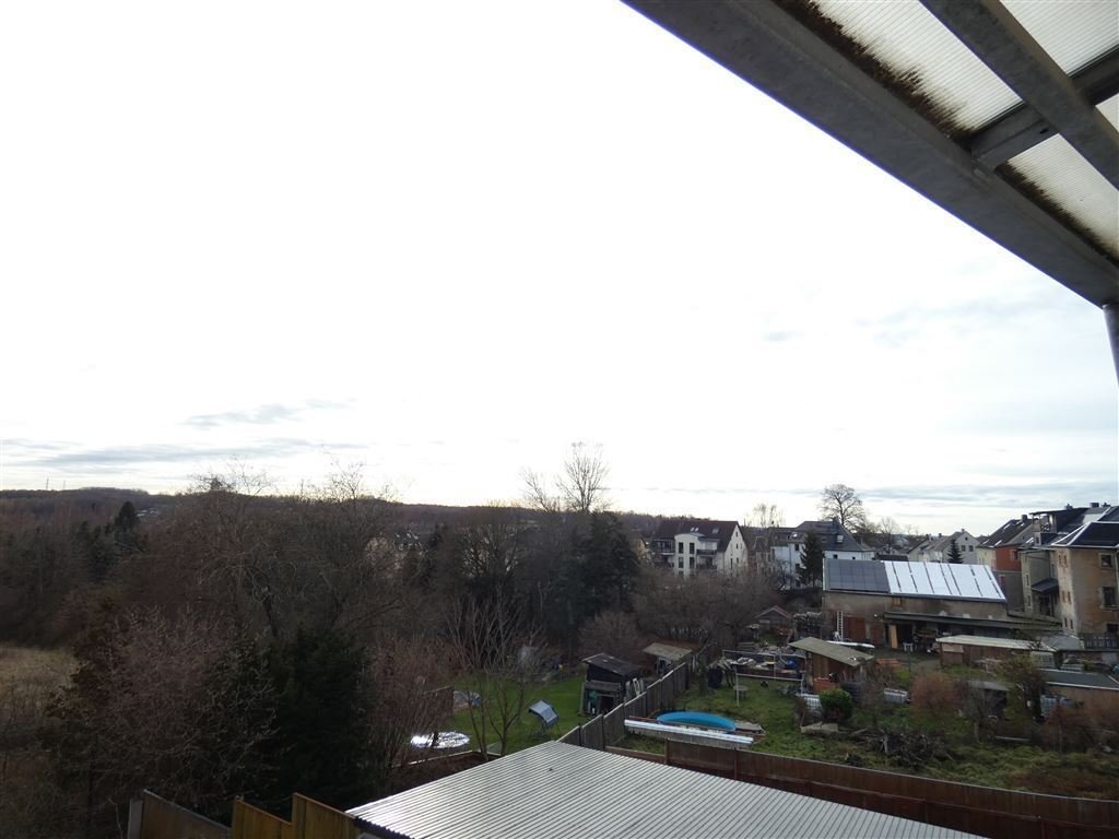 herrliche unveraute Aussicht vom Balkon