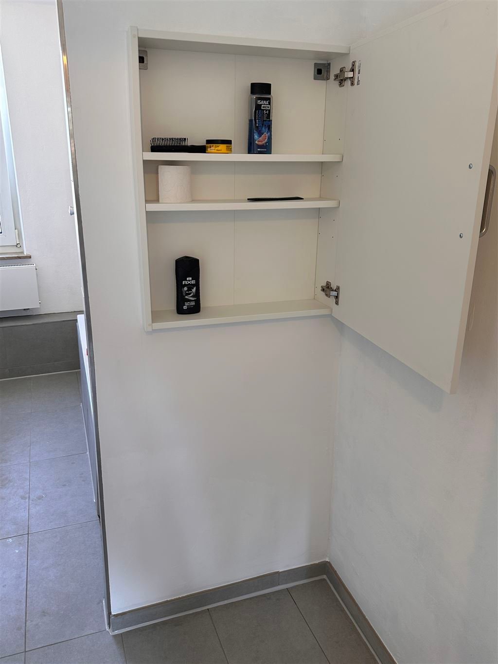 Einbauschrank im Badezimmer