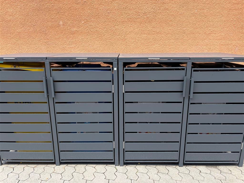 Neues Müllhäuschen
