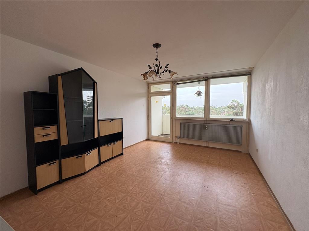 1-Zimmer-Wohnung mit Balkon, Kanalblick & Stellplatz – flexibel nutzbar und sofort verfügbar