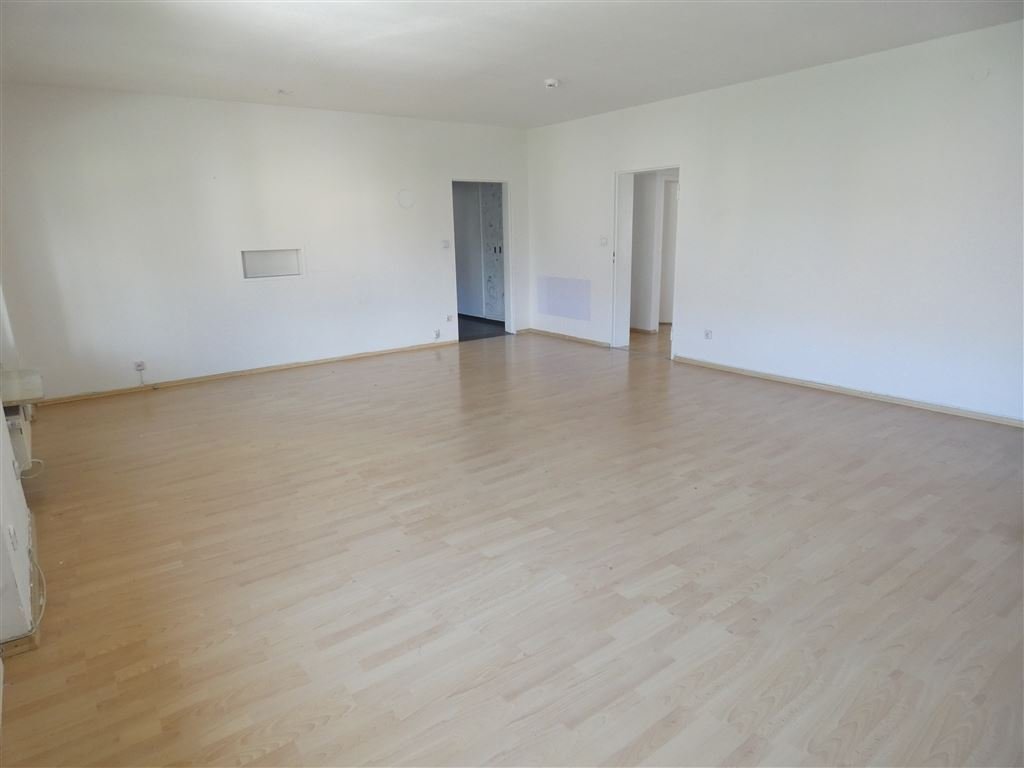Großes Wohnzimmer - Ideal für kreative Ideen